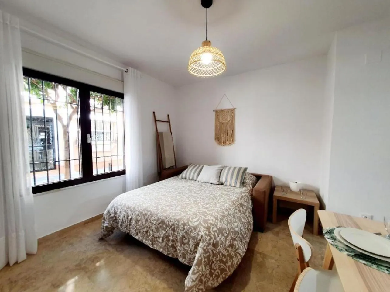 Departamento Calle Nueva Fuengirola Spagna
